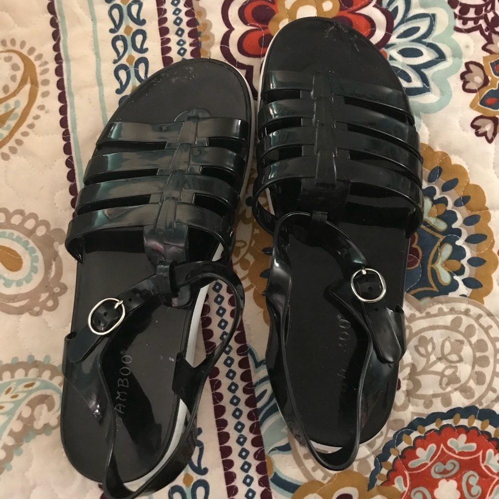 JELLY SHOES!